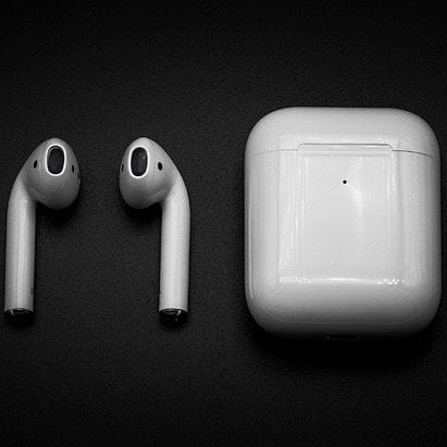 Pods 2 with Wireless Charging Case